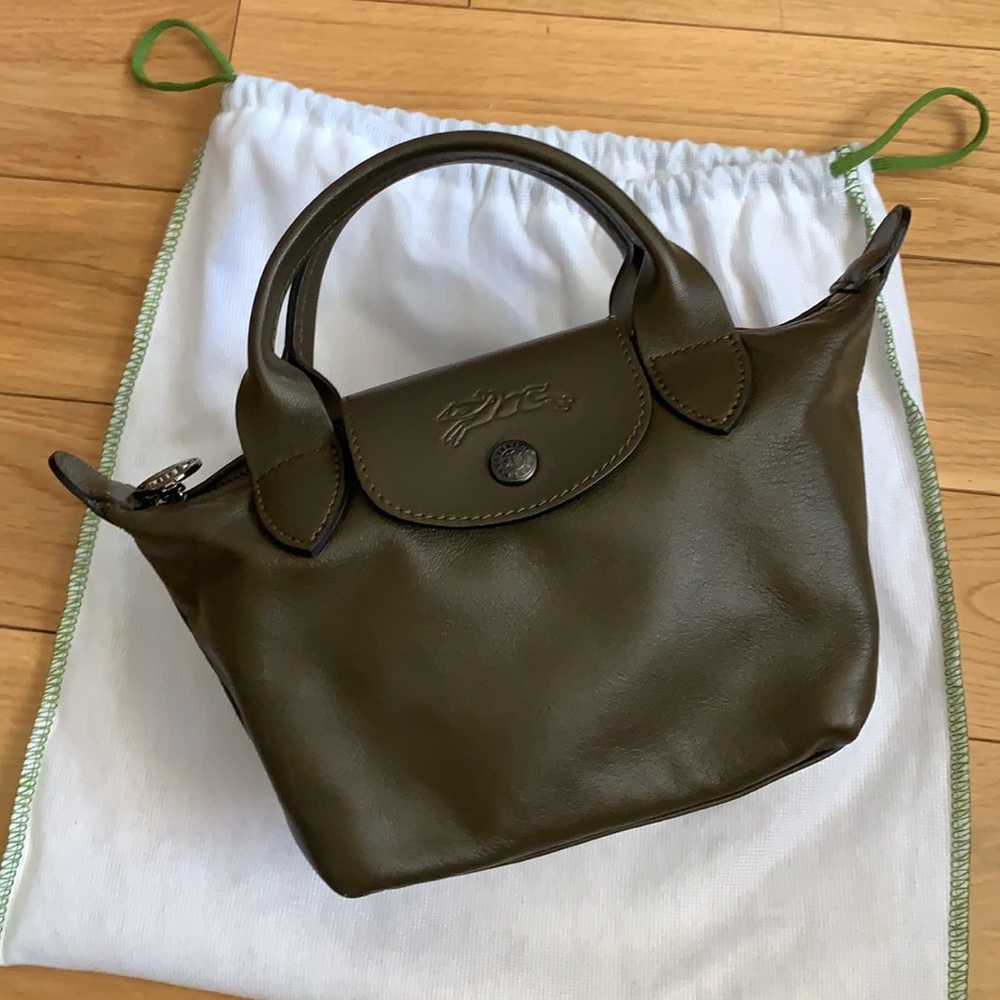 Longchamp Le Pliage Cuir XS crossbody